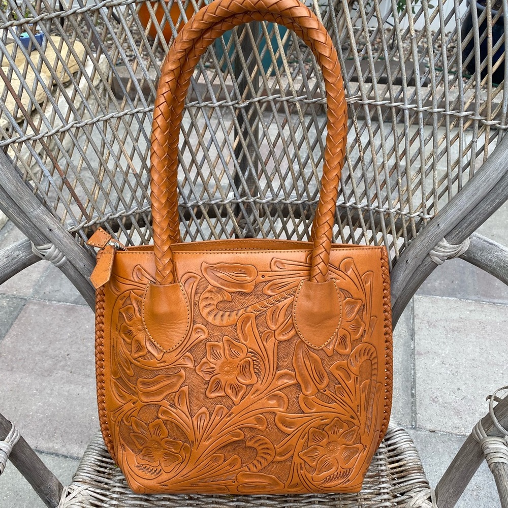 GORGEOUS ALEJANDRO YEO TOOLED LEATHER TOTE BAG